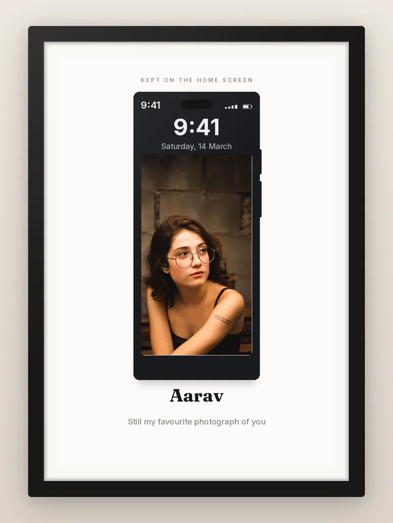 Lock Screen — personalised photo frame
